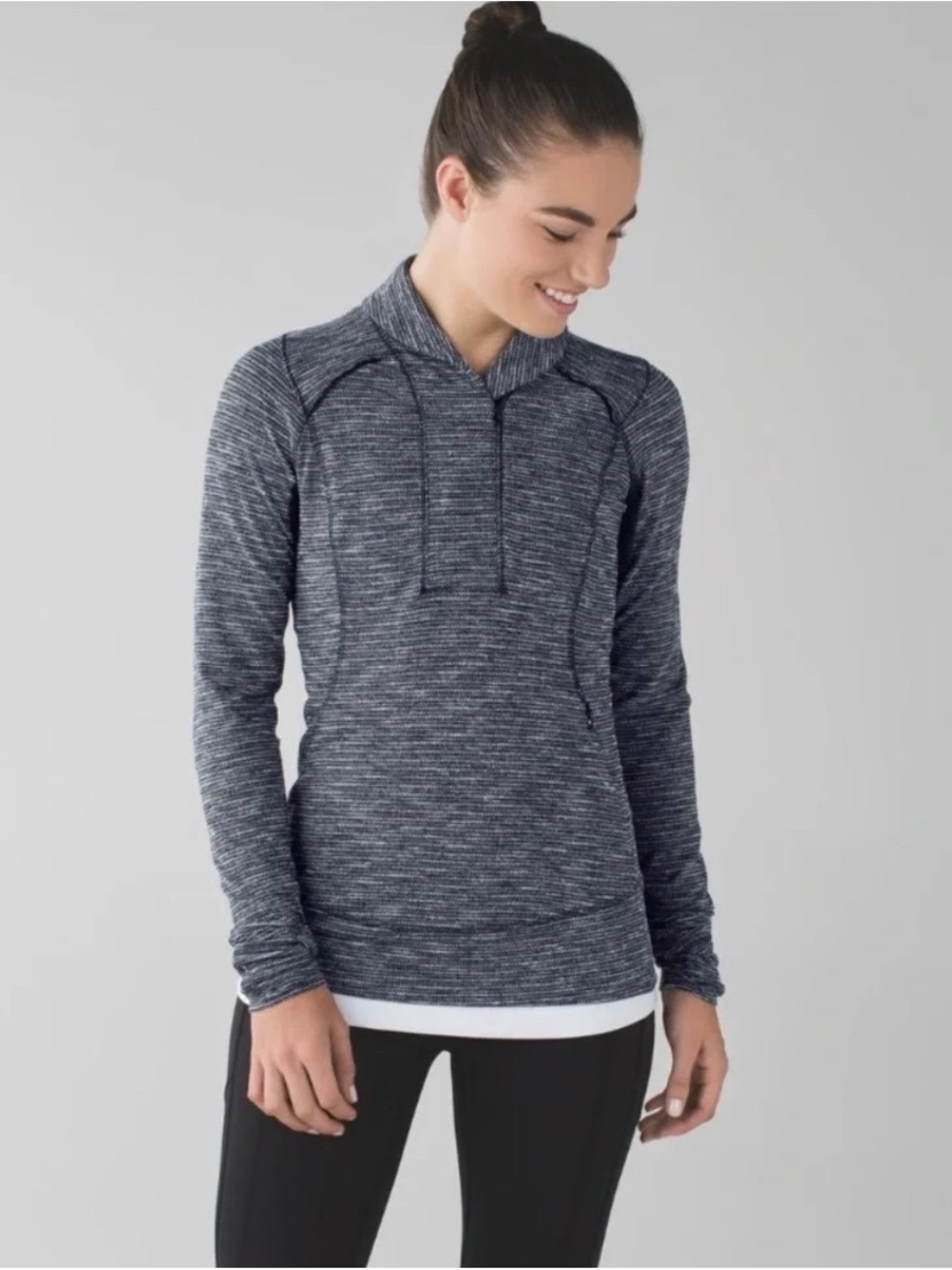 LULULEMON WOMENS THINK FAST LONG SLEEVE (approximately size 6)